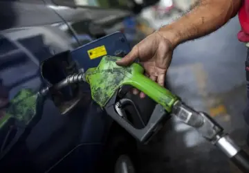 Preço da gasolina sobe nos postos pela quarta semana seguida, diz ANP. Confira: