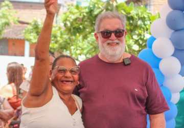 "Missão Divina" no Bairro Novo: Dr. Fernando Albuquerque e Equipe Realizam Evento de Sorteios e Atividades em Gravatá. Confira: