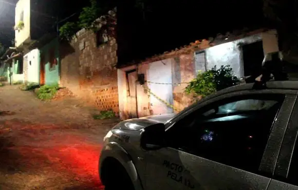 GRAVATÁ: Mulher é executada a tiros no Bairro Novo, assista o vídeo. Confira: