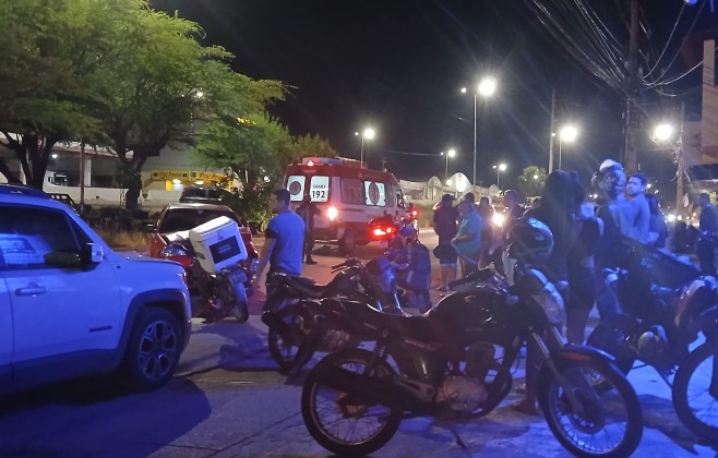 GRAVATÁ: Acidente entre carro e moto deixa motociclista ferido em Gravatá, leia a matéria. Confira: